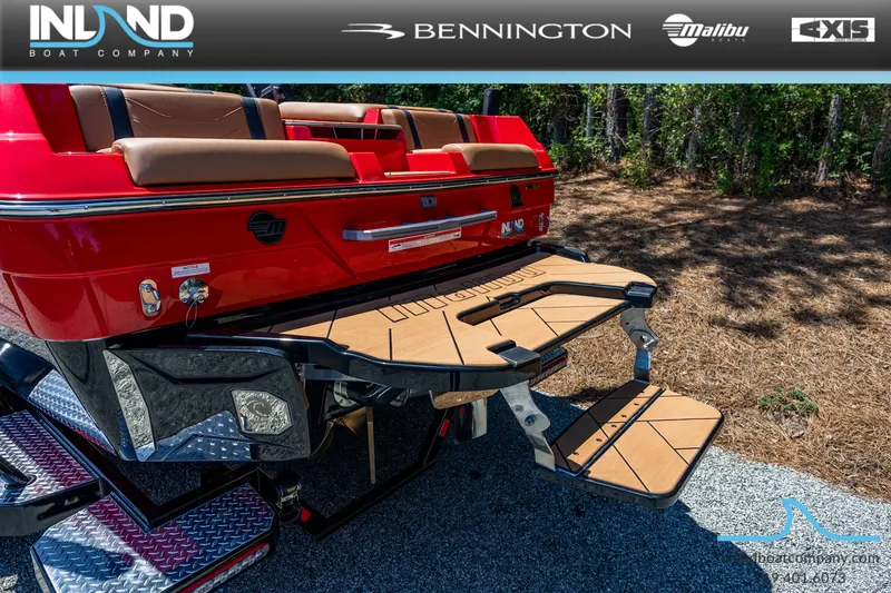 Slide: The Image of Malibu Wakesetter 23 LSV 2025 - 16