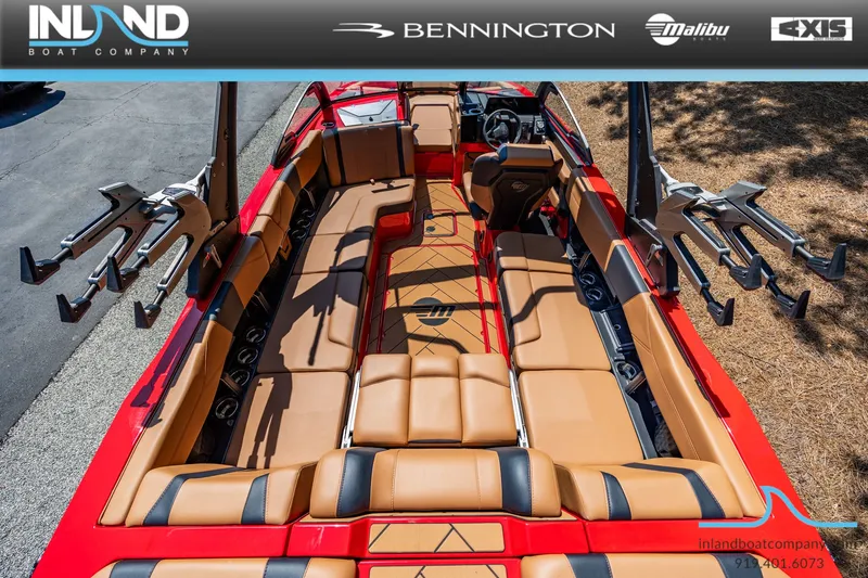 Slide: The Image of Malibu Wakesetter 23 LSV 2025 - 20