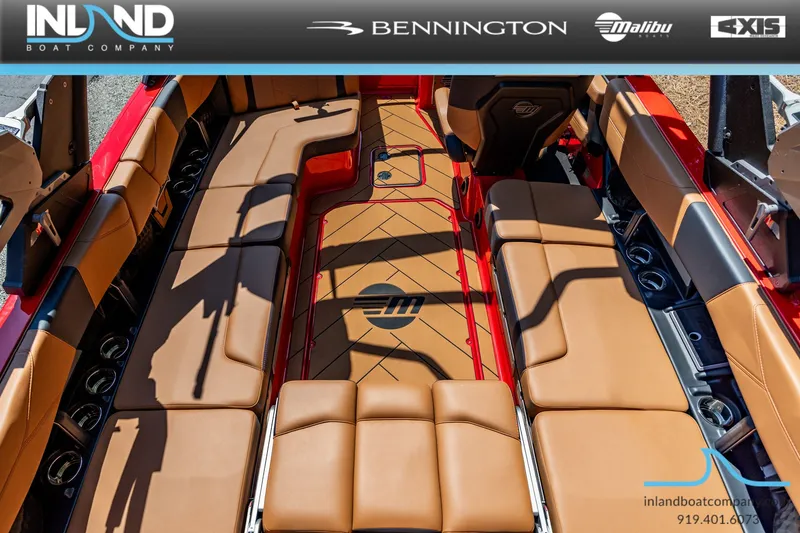 Slide: The Image of Malibu Wakesetter 23 LSV 2025 - 21