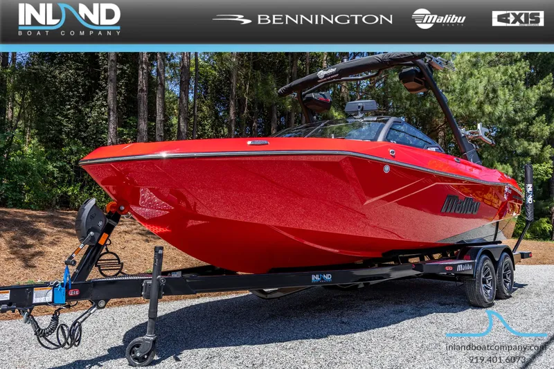 Slide: The Image of Malibu Wakesetter 23 LSV 2025 - 5