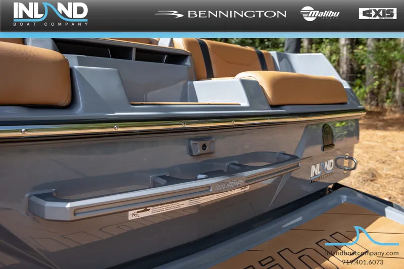 Slide: The Image of Malibu Wakesetter 23 LSV 2026 - 18