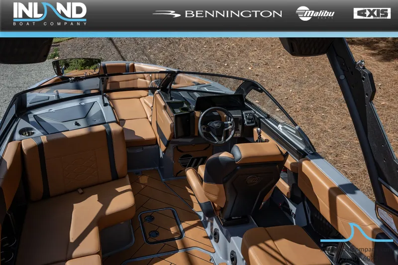 Slide: The Image of Malibu Wakesetter 23 LSV 2026 - 8