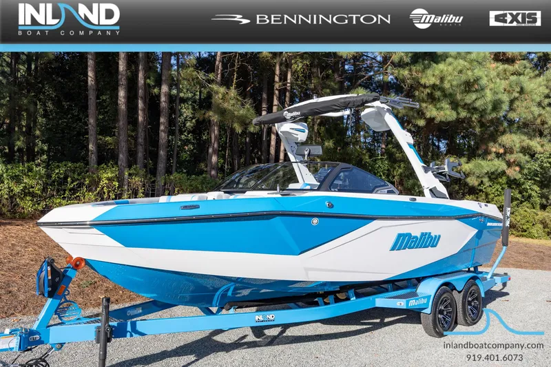 Slide: The Image of Malibu Wakesetter 23 LSV 2026 - 13