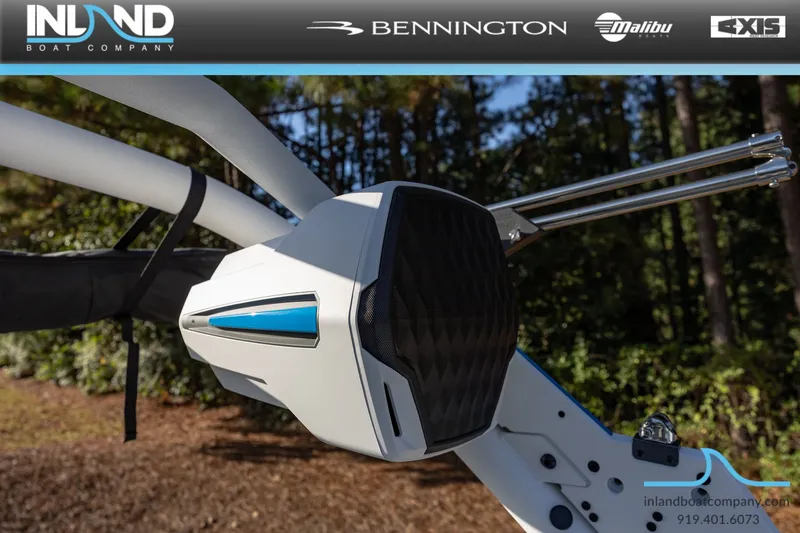 Slide: The Image of Malibu Wakesetter 23 LSV 2026 - 19