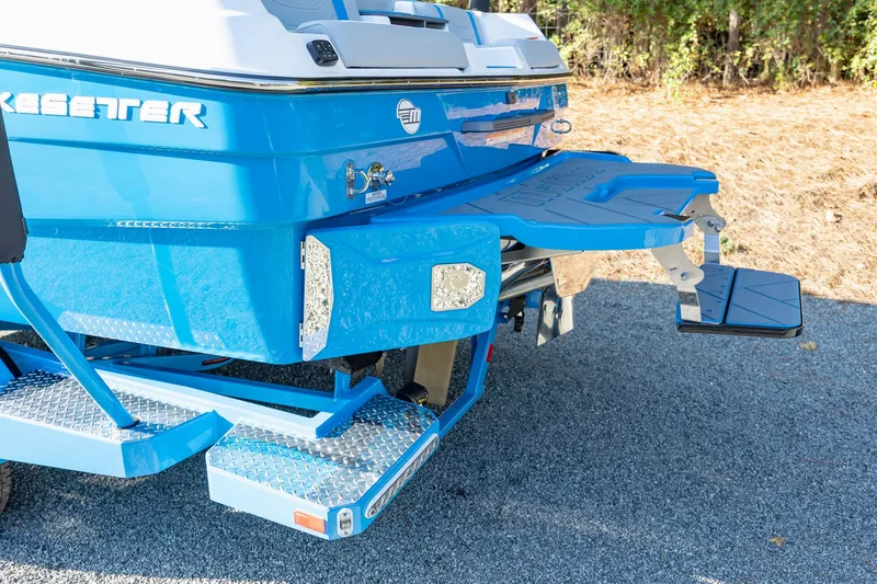 Slide: The Image of Malibu Wakesetter 23 LSV 2026 - 43