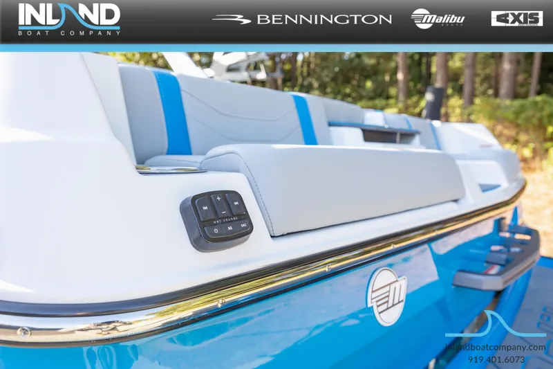 Slide: The Image of Malibu Wakesetter 23 LSV 2026 - 6