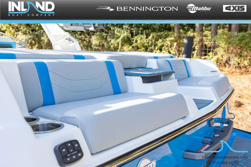 Slide: The Image of Malibu Wakesetter 23 LSV 2026 - 9