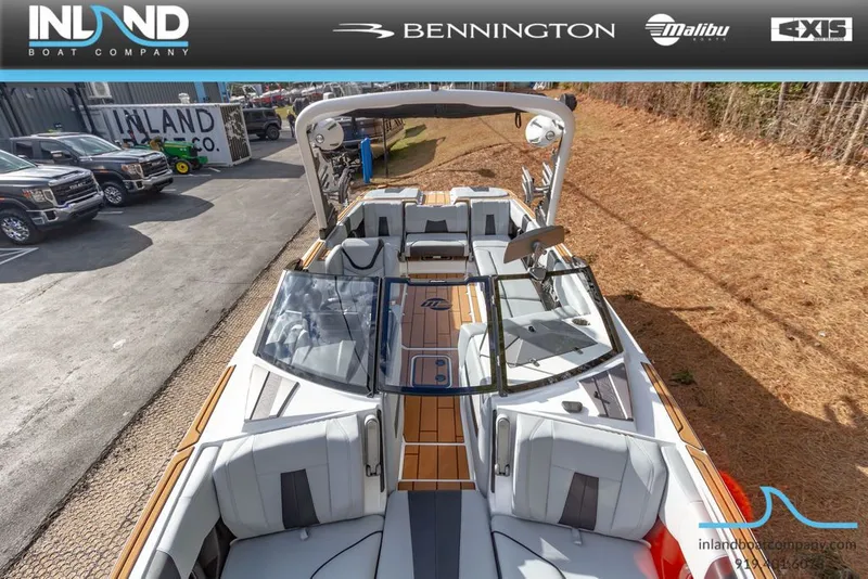 Slide: The Image of Malibu Wakesetter 24 MXZ 2024 - 16