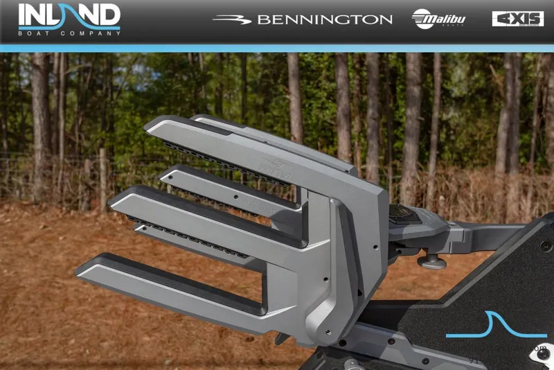 Slide: The Image of Malibu Wakesetter 24 MXZ 2024 - 18