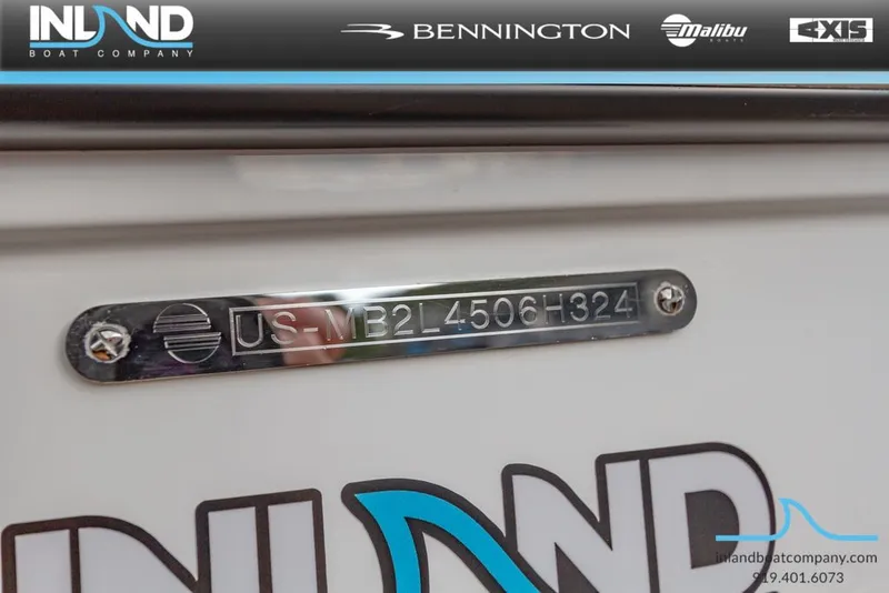 Slide: The Image of Malibu Wakesetter 24 MXZ 2024 - 36