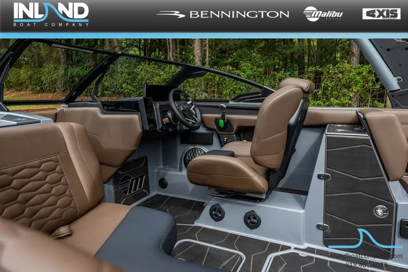 Slide: The Image of Malibu Wakesetter 24 MXZ 2025 - 11