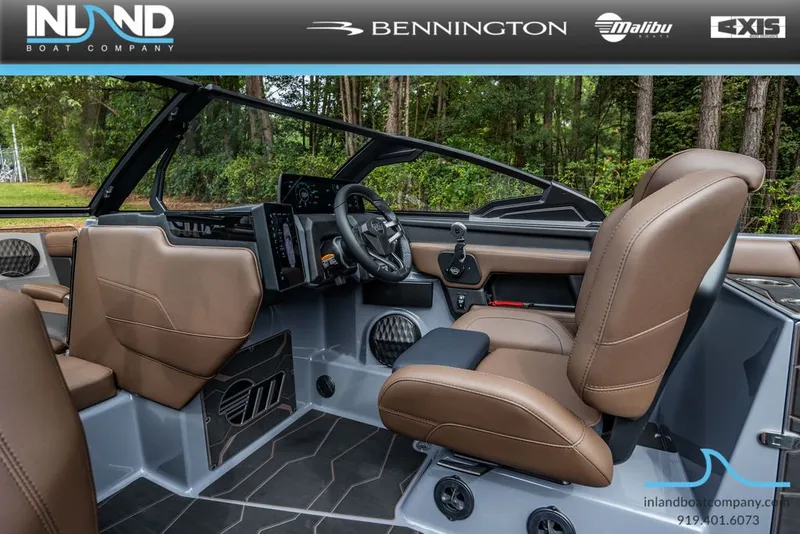 Slide: The Image of Malibu Wakesetter 24 MXZ 2025 - 20