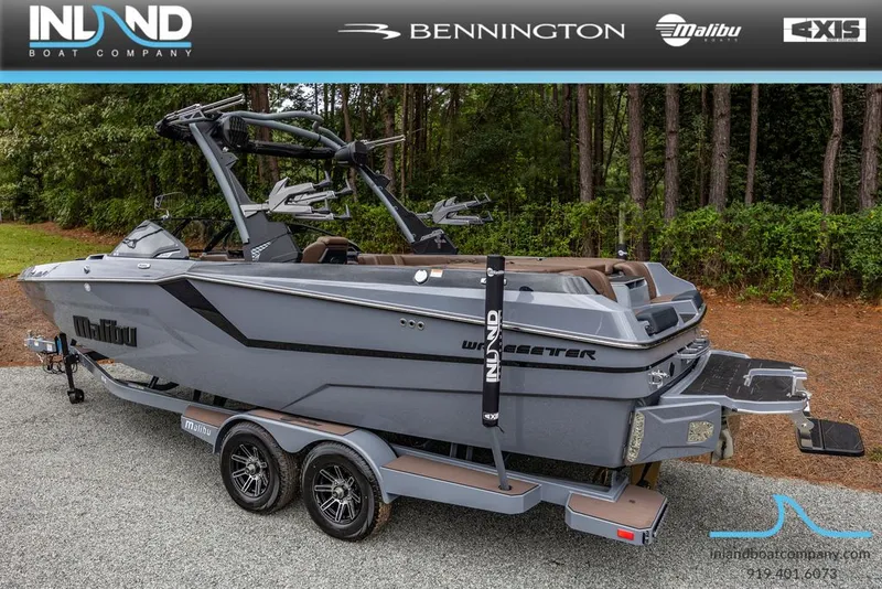 Slide: The Image of Malibu Wakesetter 24 MXZ 2025 - 3
