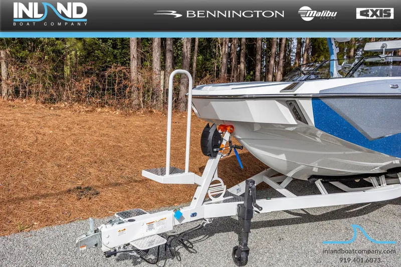 Slide: The Image of Malibu M230 2026 - 33