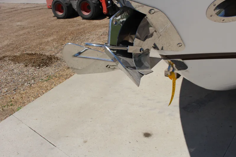 Slide: The Image of Cobalt R30 2016 - 11