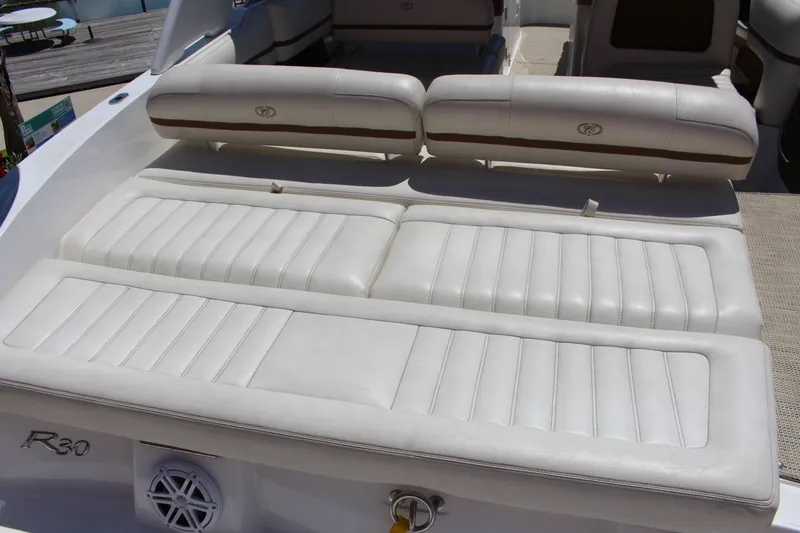 Slide: The Image of Cobalt R30 2016 - 15