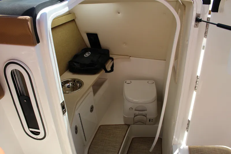 Slide: The Image of Cobalt R30 2016 - 38