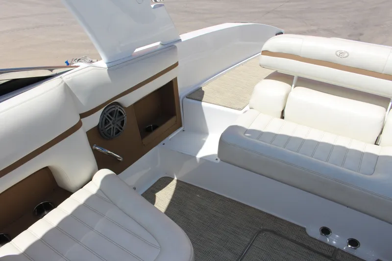 Slide: The Image of Cobalt R30 2016 - 55