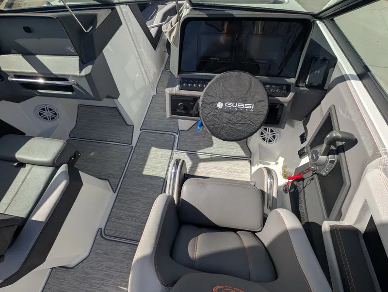 Slide: The Image of Cobalt R4 Surf 2023 - 21