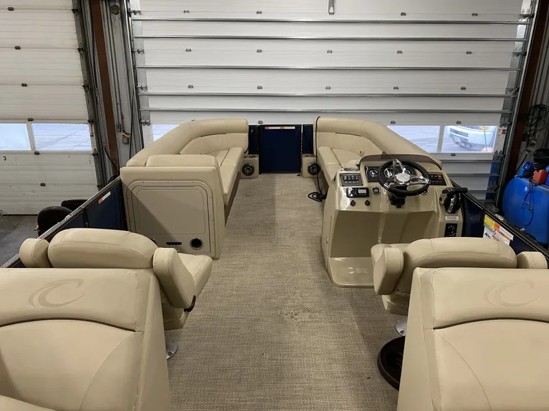 Slide: The Image of Crest CLASSIC LX 240 SLC 2021 - 13