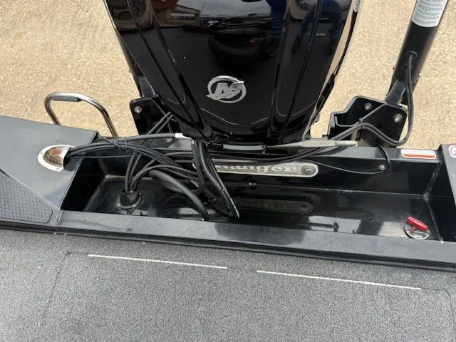 Slide: The Image of Ranger RT178 2023 boat motor and cable management. - 11