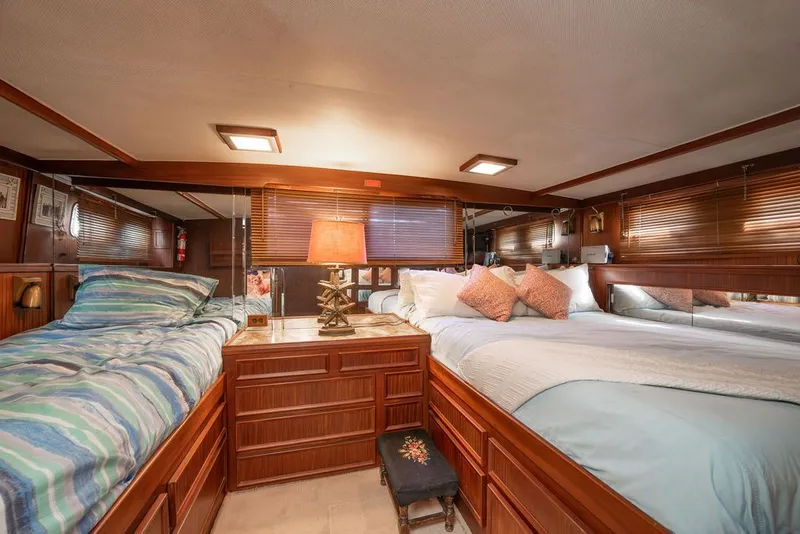 Slide: The Image of Hatteras 58 Yacht Fish 1979 - 42