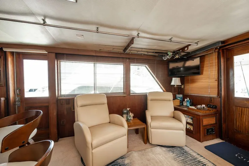 Slide: The Image of Hatteras 58 Yacht Fish 1979 - 49