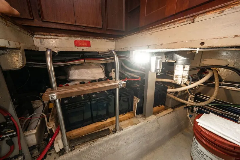 Slide: The Image of Hatteras 58 Yacht Fish 1979 - 61