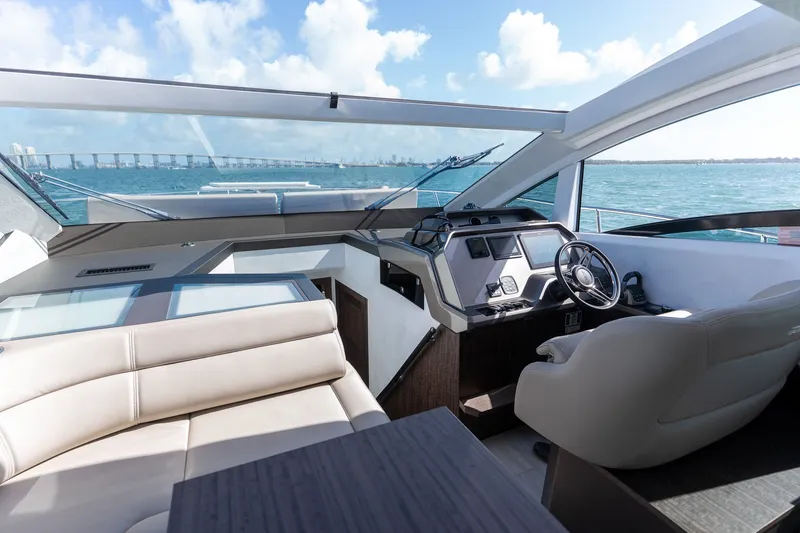 Slide: The Image of Galeon 47 Sky 2023 - 37