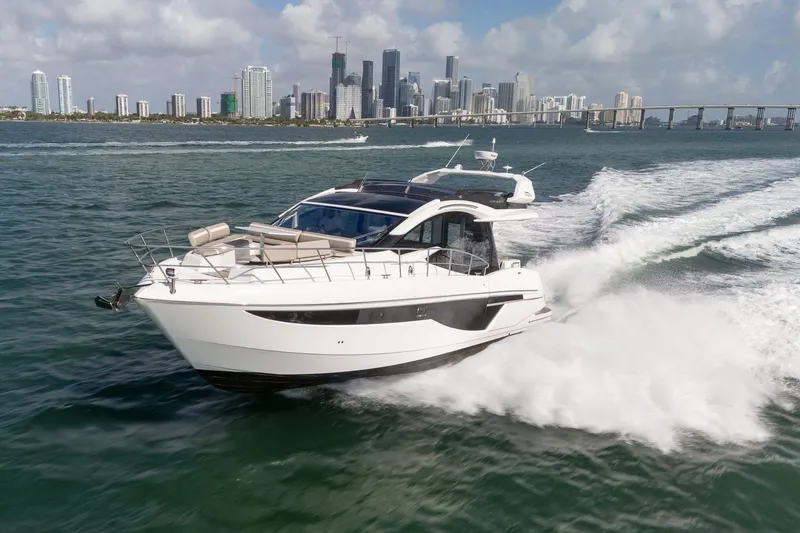 Slide: The Image of Galeon 47 Sky 2023 - 6