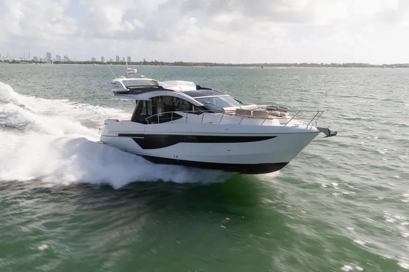 Slide: The Image of Galeon 47 Sky 2023 - 7