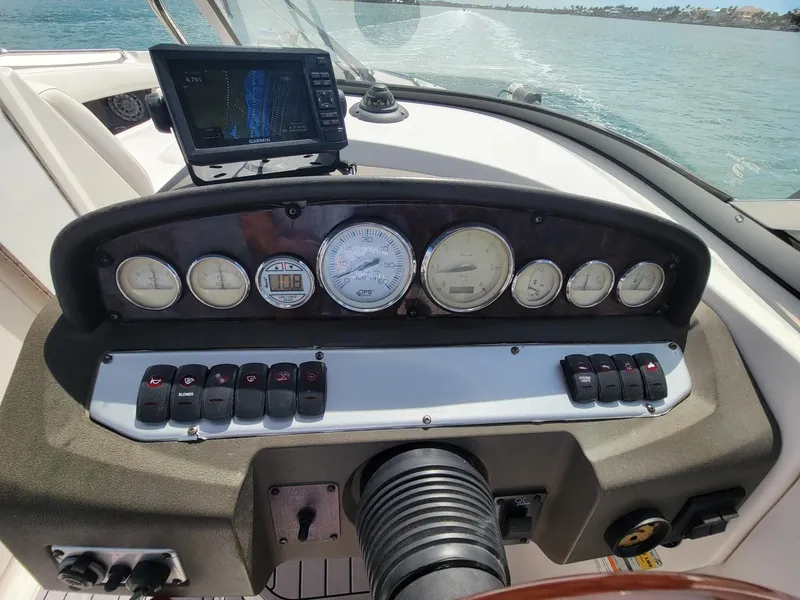 Slide: The Image of Regal 2700 Bow Rider 2007 - 3