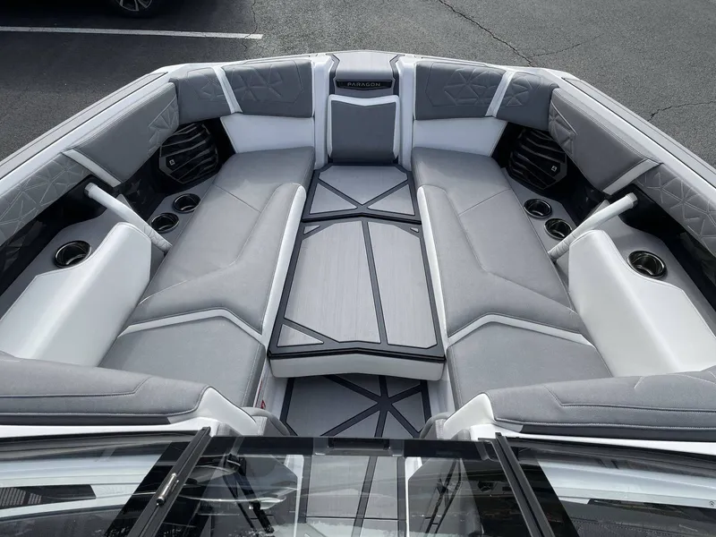 Slide: The Image of Nautique Paragon 25 2026 - 14