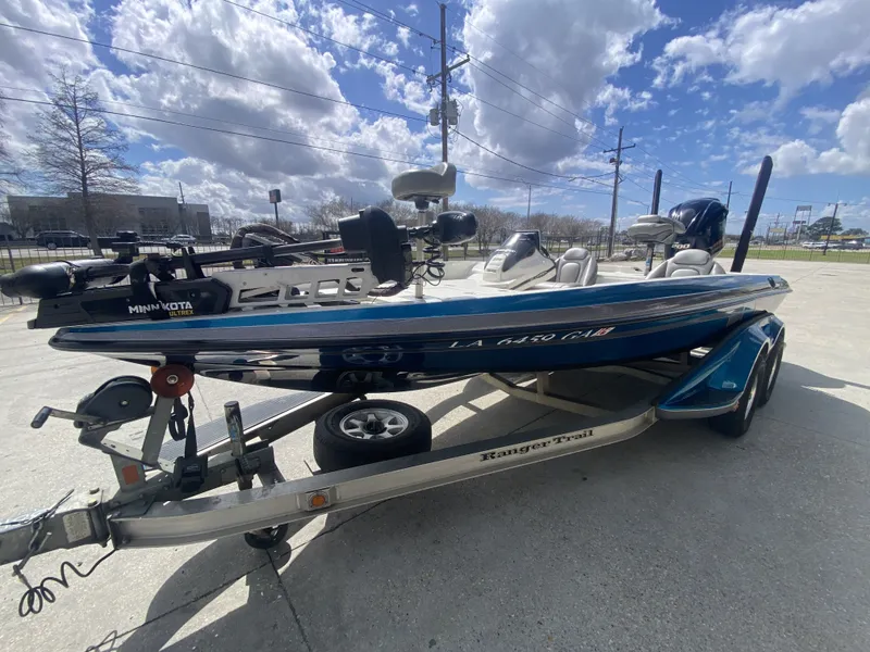 Slide: The Image of 2013 Ranger Z518i Intercoastal boat on trailer, sunny day. - 4