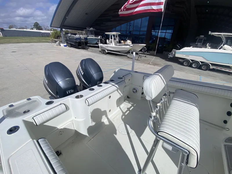 Slide: The Image of Sailfish 2360 CC 2006 - 18