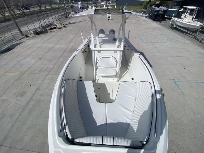 Slide: The Image of Sailfish 2360 CC 2006 - 21