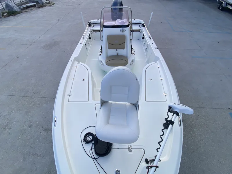 Slide: The Image of NauticStar 215 XTS 2018 - 5