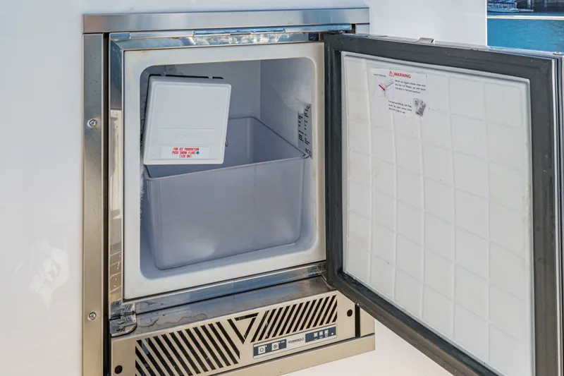 Slide: The Image of Aquila 50 Fly 2026 - 23