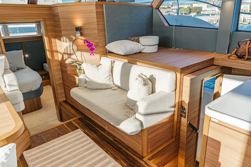 Slide: The Image of Aquila 50 Fly 2026 - 49