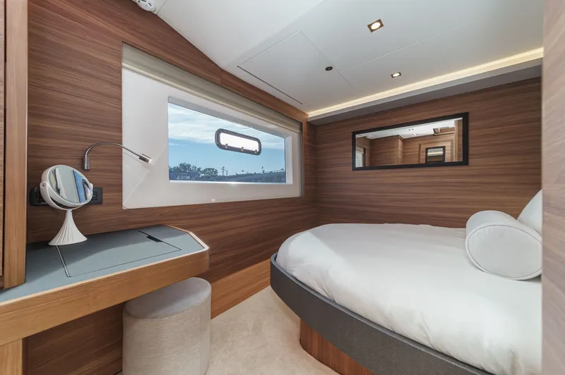 Slide: The Image of Aquila 50 Fly 2026 - 62