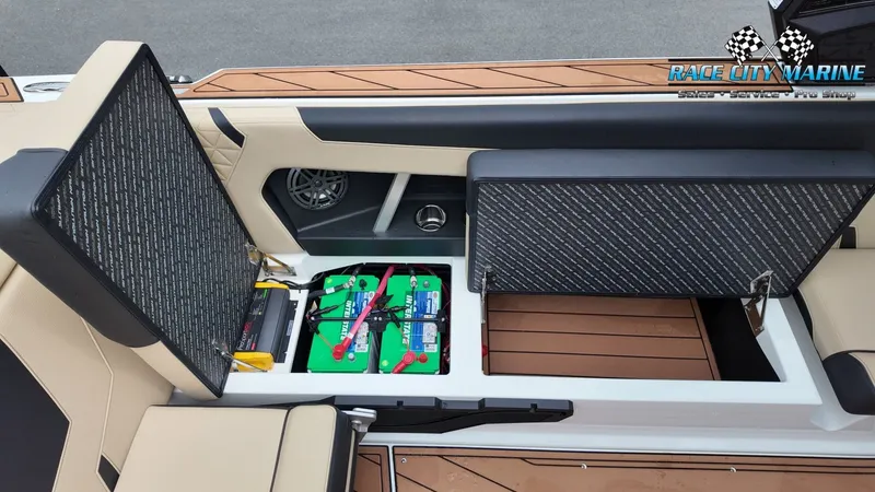 Slide: The Image of Nautique GS24 2025 - 15