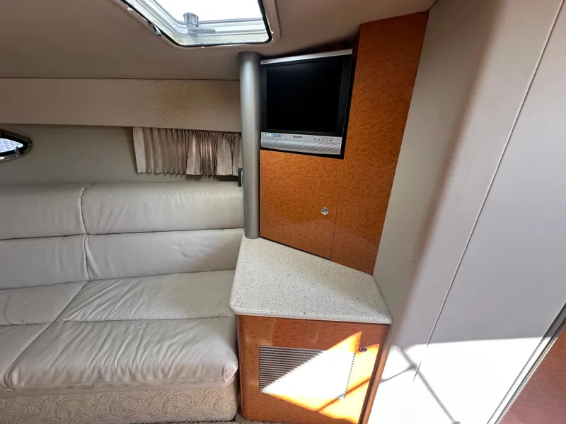 Slide: The Image of Formula 370 Super Sport 2006 - 11