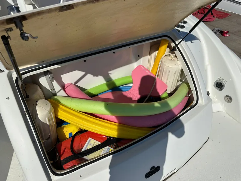 Slide: The Image of Formula 370 Super Sport 2006 - 13