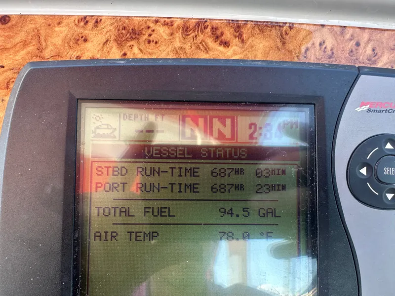 Slide: The Image of Formula 370 Super Sport 2006 - 24