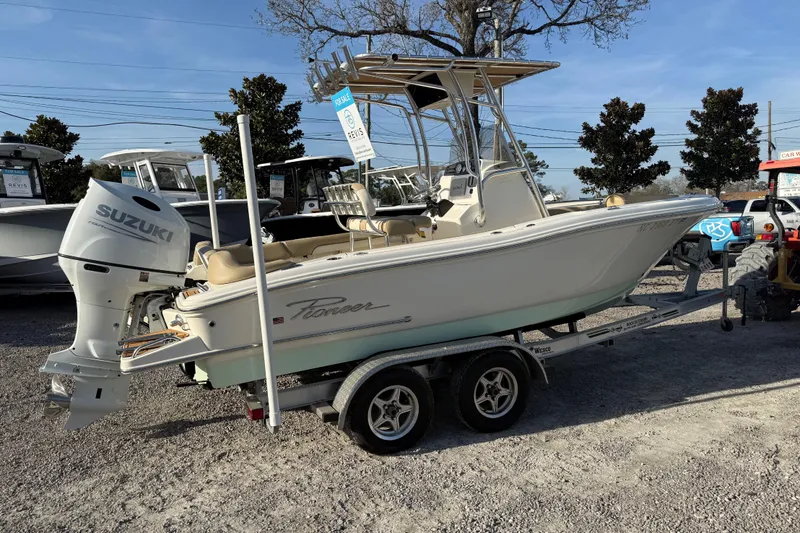 Slide: The Image of 2021 Pioneer 202 Islander boat on trailer with Suzuki outboard motor, for sale. - 12