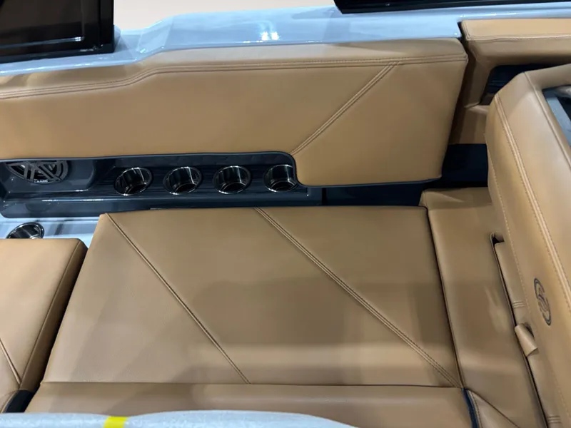 Slide: The Image of Cobalt R4 Surf 2026 - 13