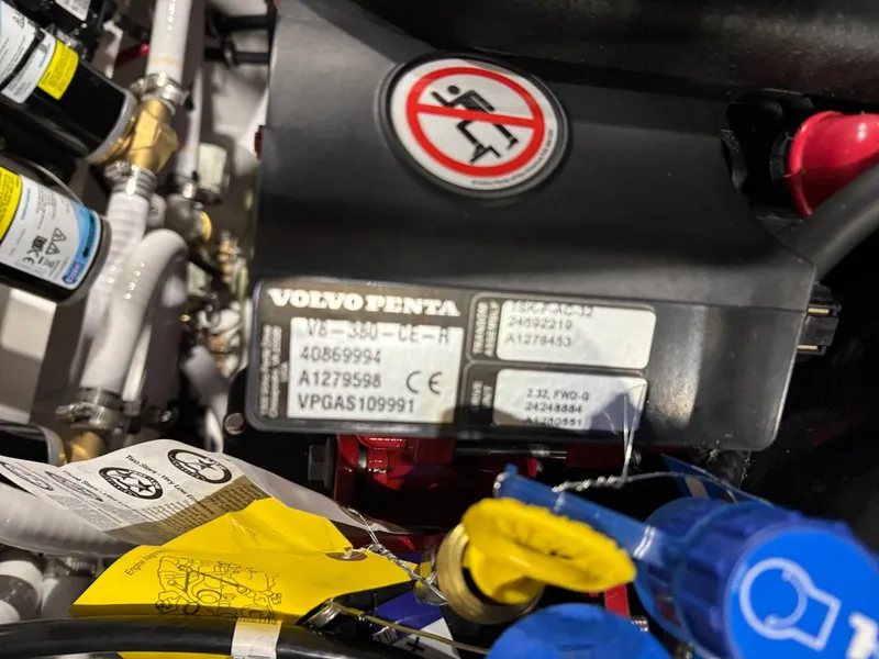 Slide: The Image of Cobalt R4 Surf 2026 - 22