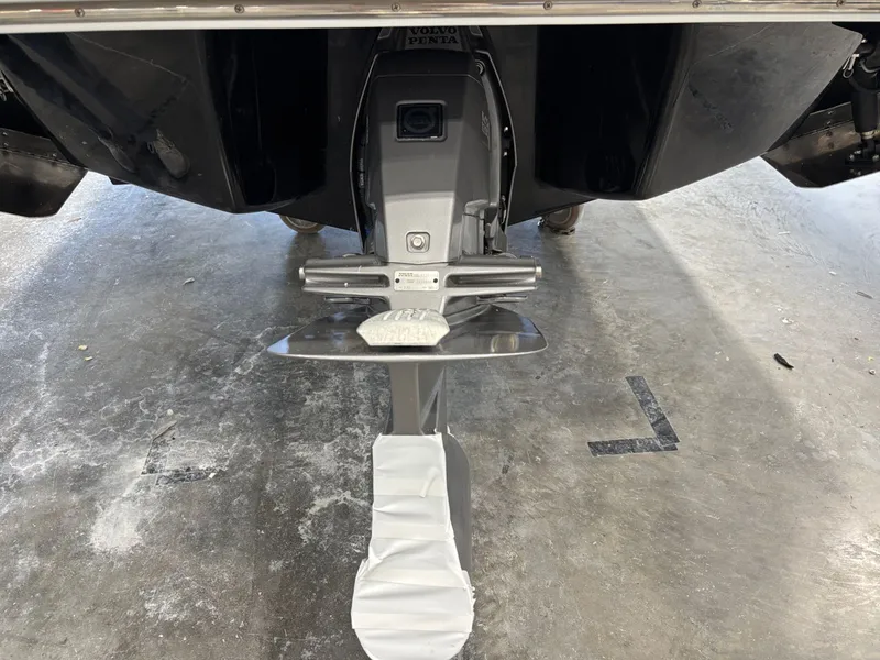 Slide: The Image of Colbalt R6 Surf 2026 - 24