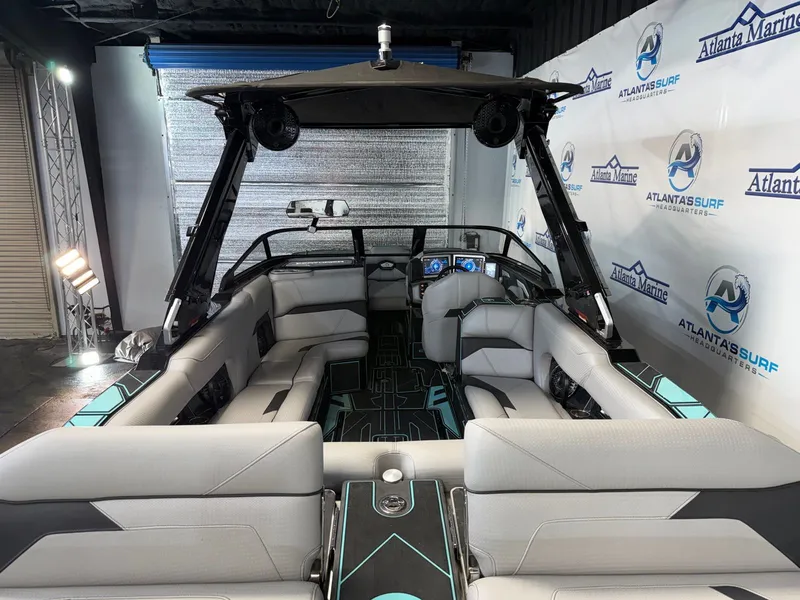 Slide: The Image of Centurion Ri245 2023 - 11