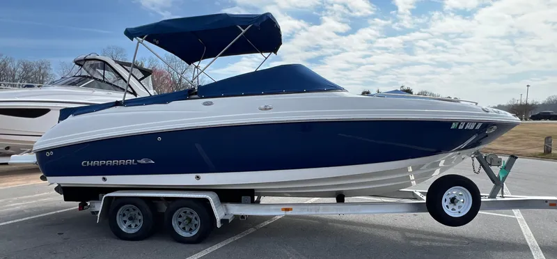 Slide: The Image of Chaparral 246 SSi 2007 - 3